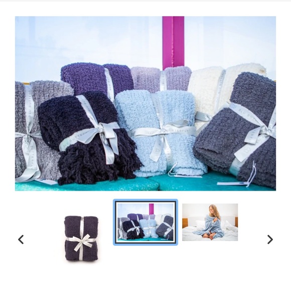 Luxury fluffy throw blanket ice blue 🦋 - Picture 1 of 2